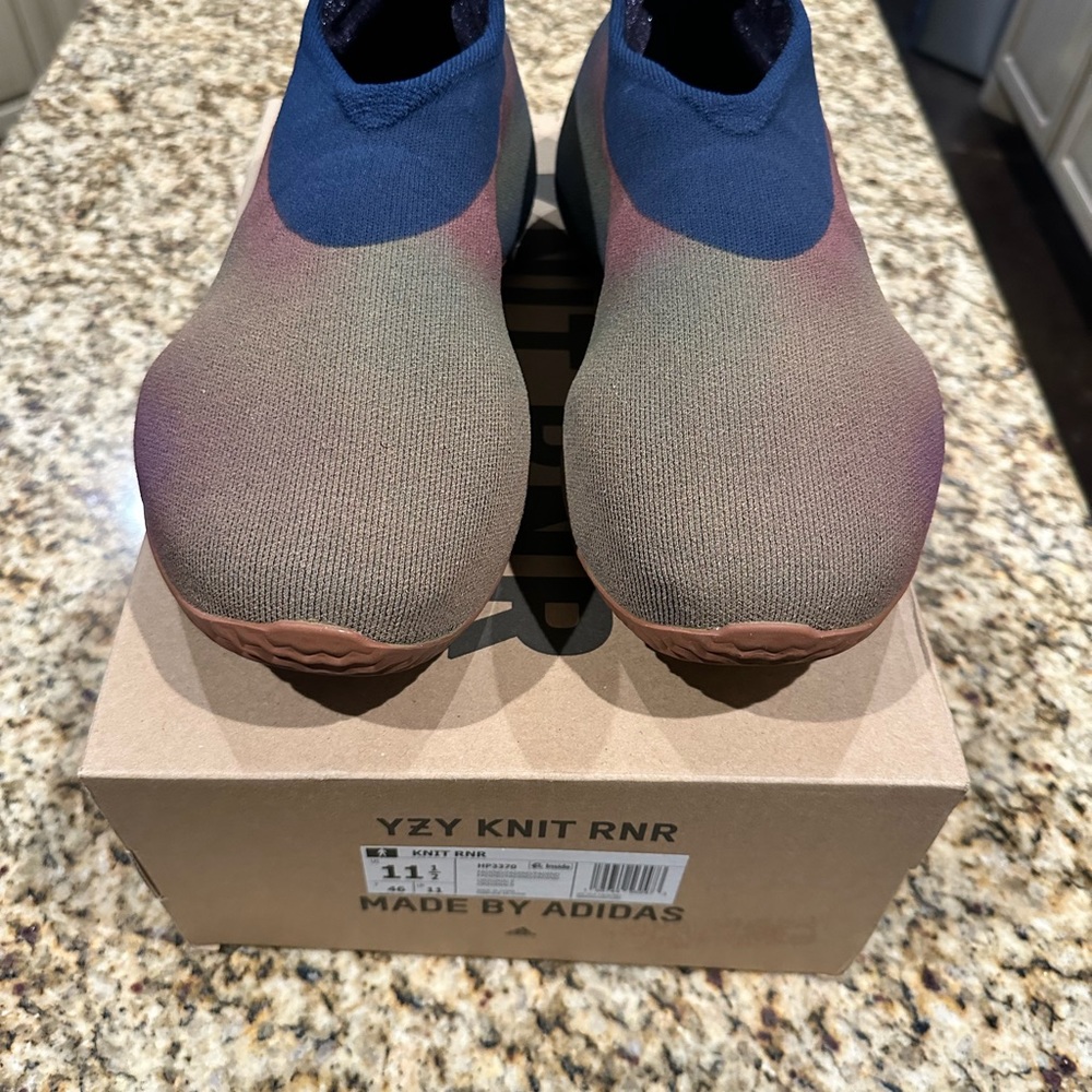 Yeezy Knit Runner